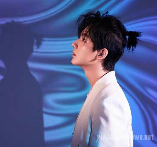 李宏毅恋情爆料最新消息,神秘女友身份引热议  第2张